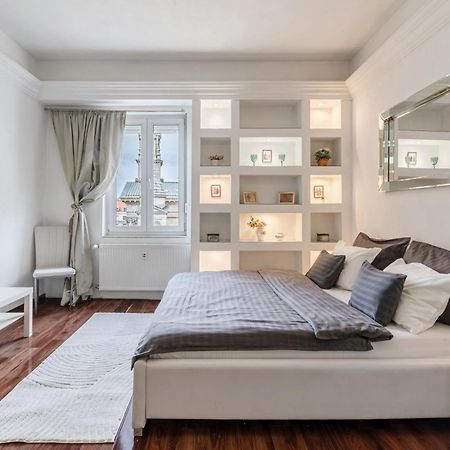 Basilica And Castle View Luxury Suite, Free Parking Reservation Needed Budapest Exteriör bild
