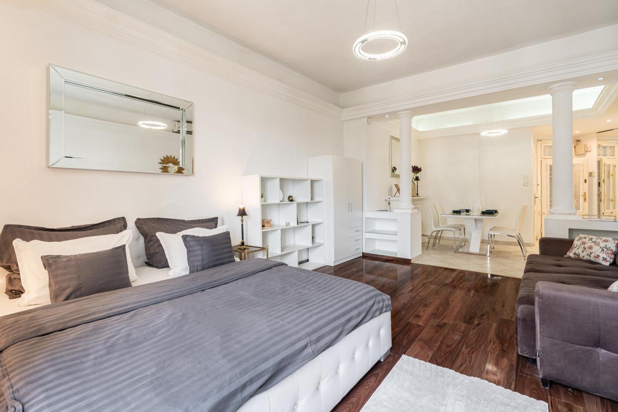 Basilica And Castle View Luxury Suite, Free Parking Reservation Needed Budapest Exteriör bild