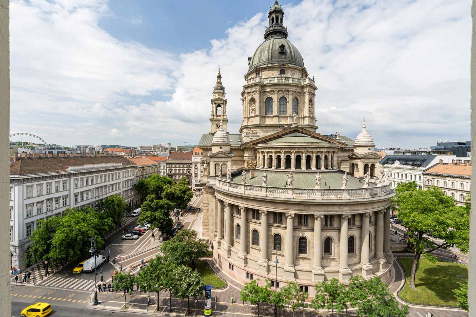 Basilica And Castle View Luxury Suite, Free Parking Reservation Needed Budapest Exteriör bild