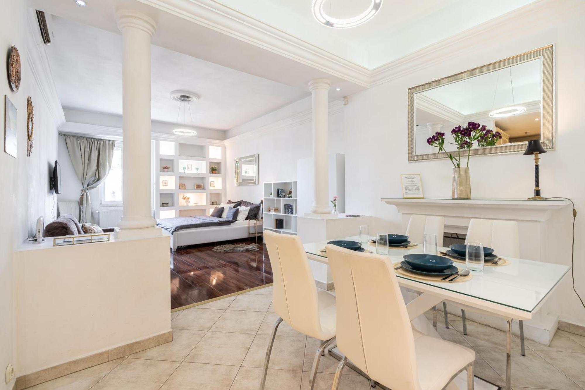 Basilica And Castle View Luxury Suite, Free Parking Reservation Needed Budapest Exteriör bild